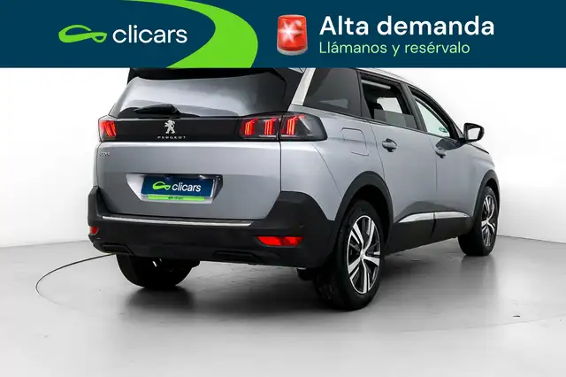 Peugeot 5008 view 5