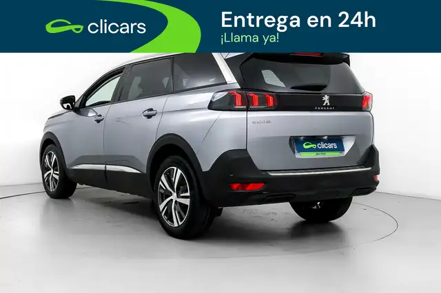 Peugeot 5008 view 9