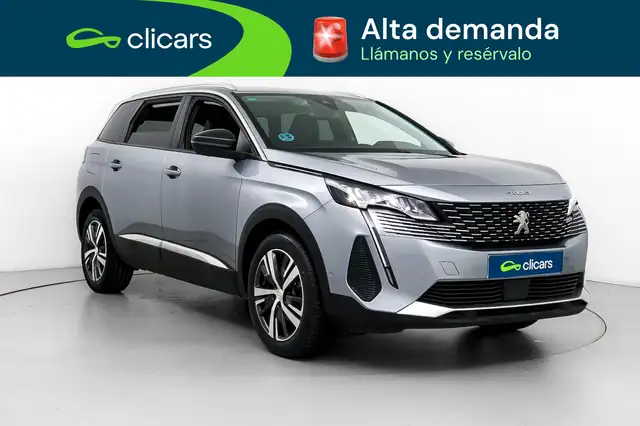 Peugeot 5008 view 3