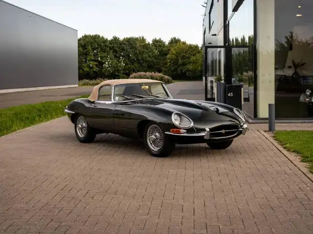 Jaguar E-Type 4.2 Cabrio