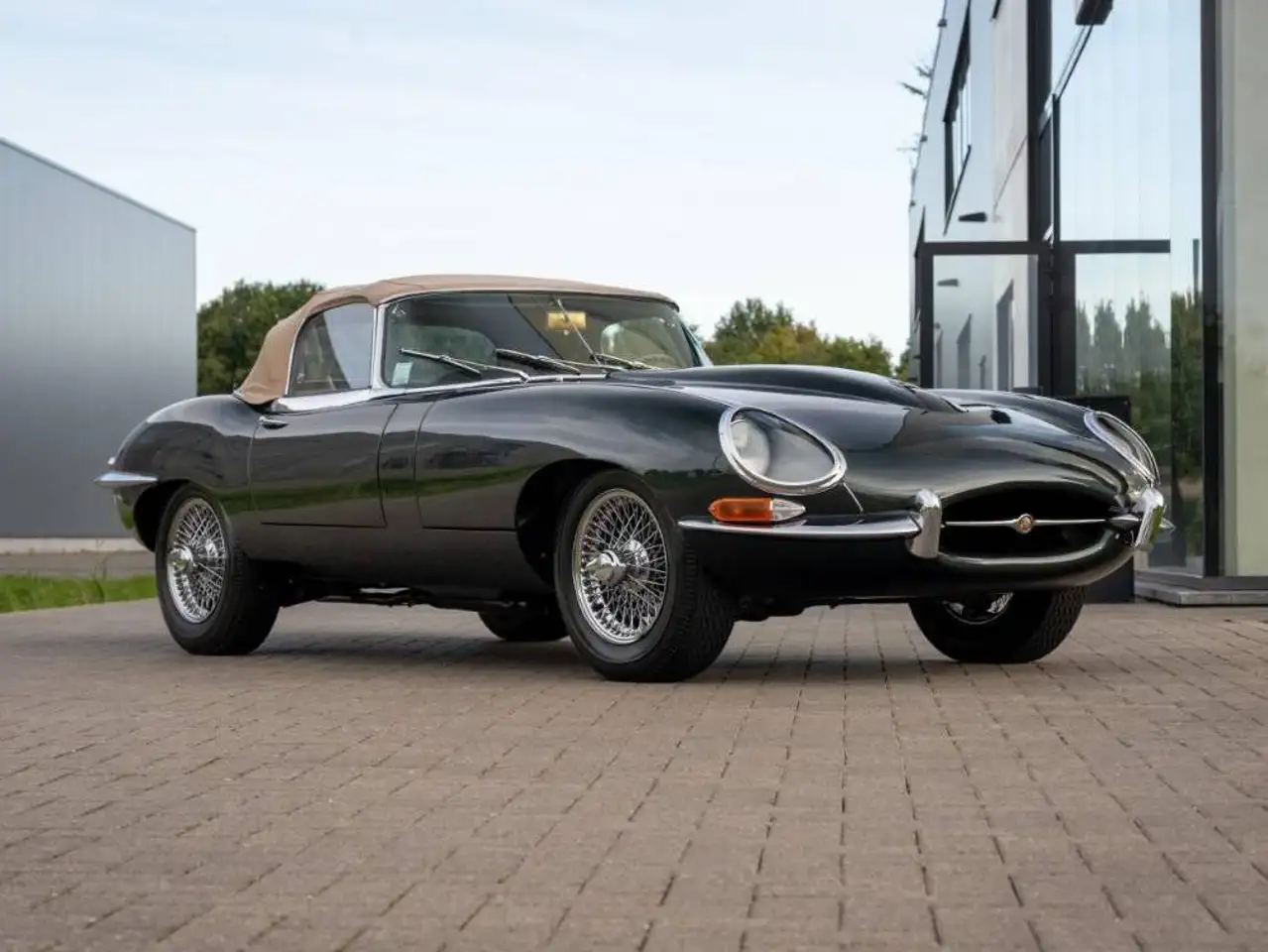 Jaguar E-Type 4.2 Cabrio, foto 5