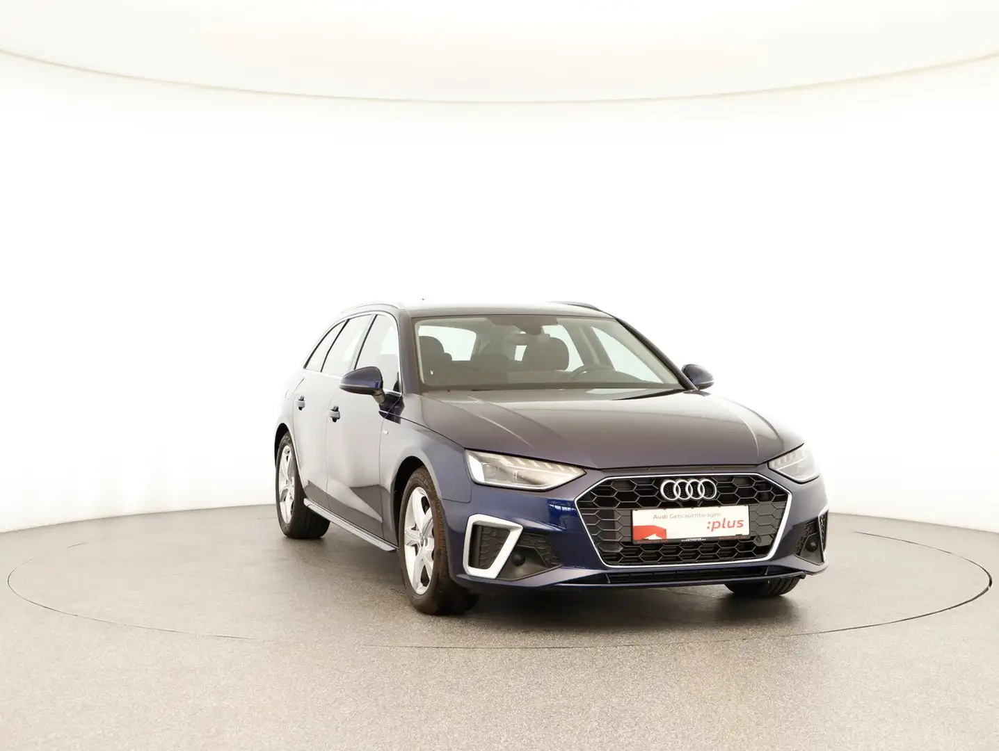 Audi A4 40 TFSI S line Blau - 2