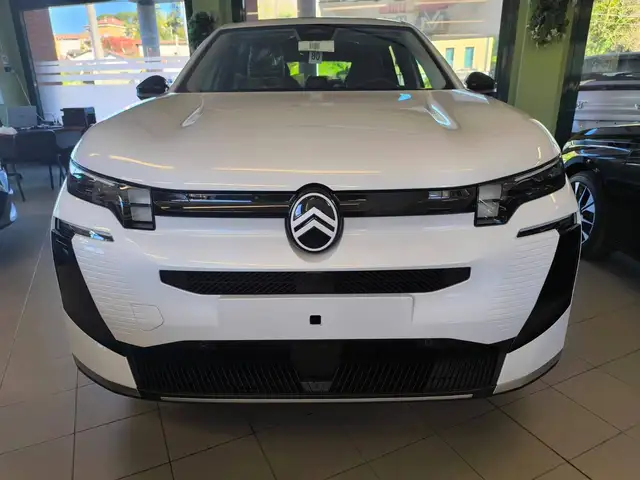 Citroen C5 Aircross view 3