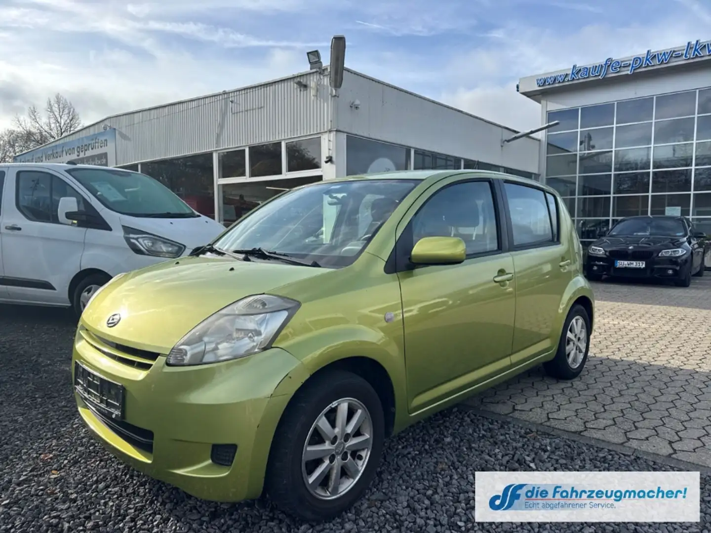 Daihatsu Sirion 1.3 Klima Lederlenkrad CD eFH Radio *EXPORT Grün - 2