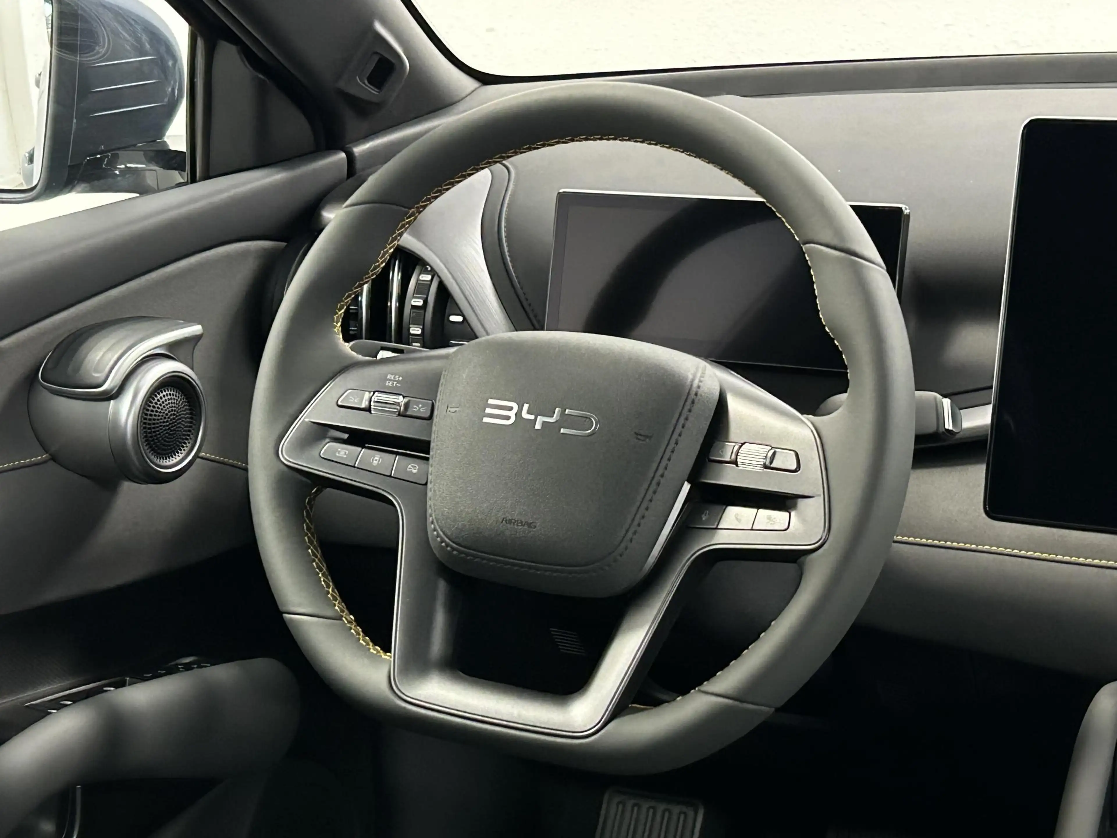 BYD Atto 3 EVO Design 74.8 kWh NAVI | ZWART LEDER | GOOGLE AS — photo 34
