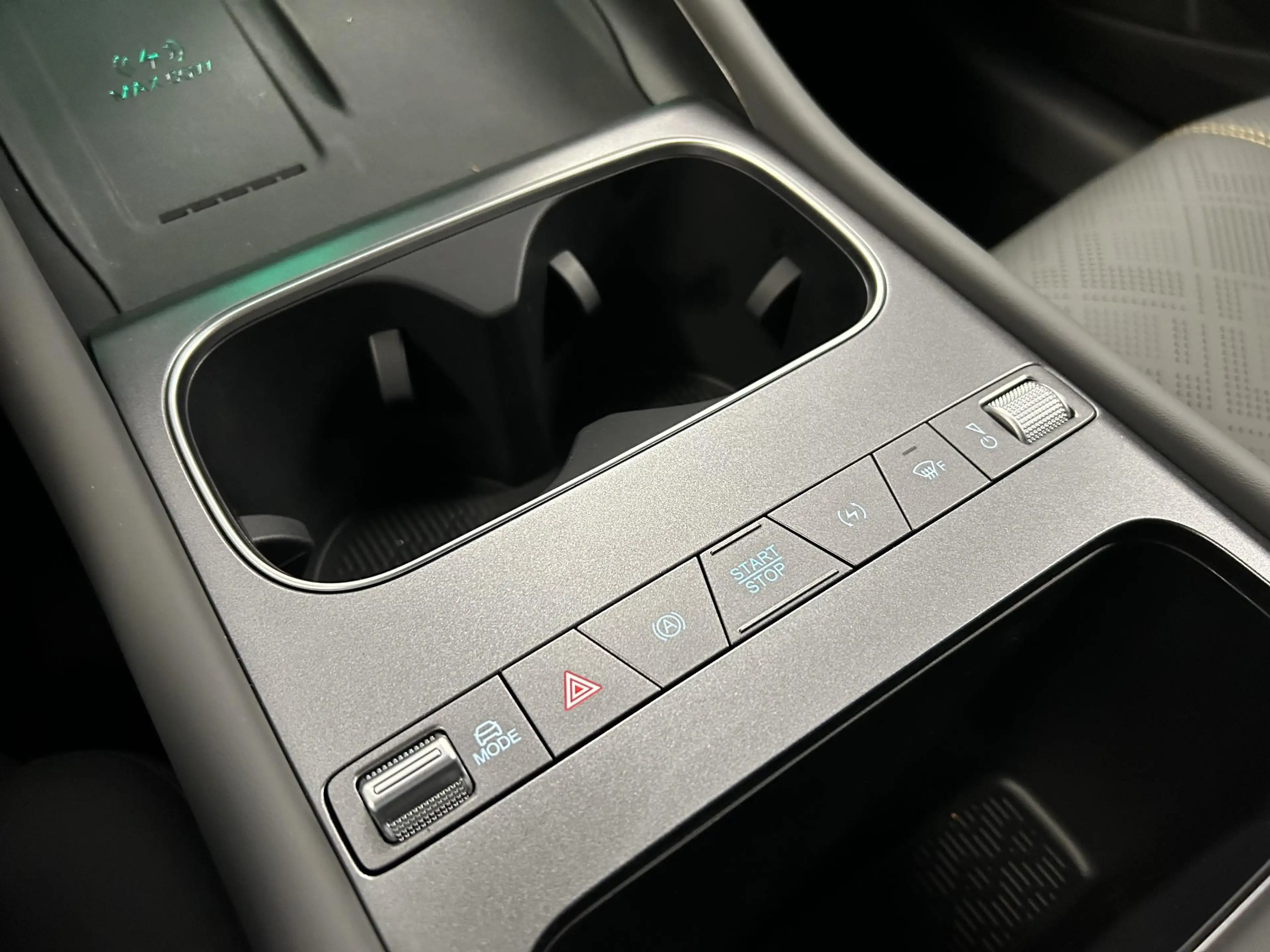BYD Atto 3 EVO Design 74.8 kWh NAVI | ZWART LEDER | GOOGLE AS — photo 38