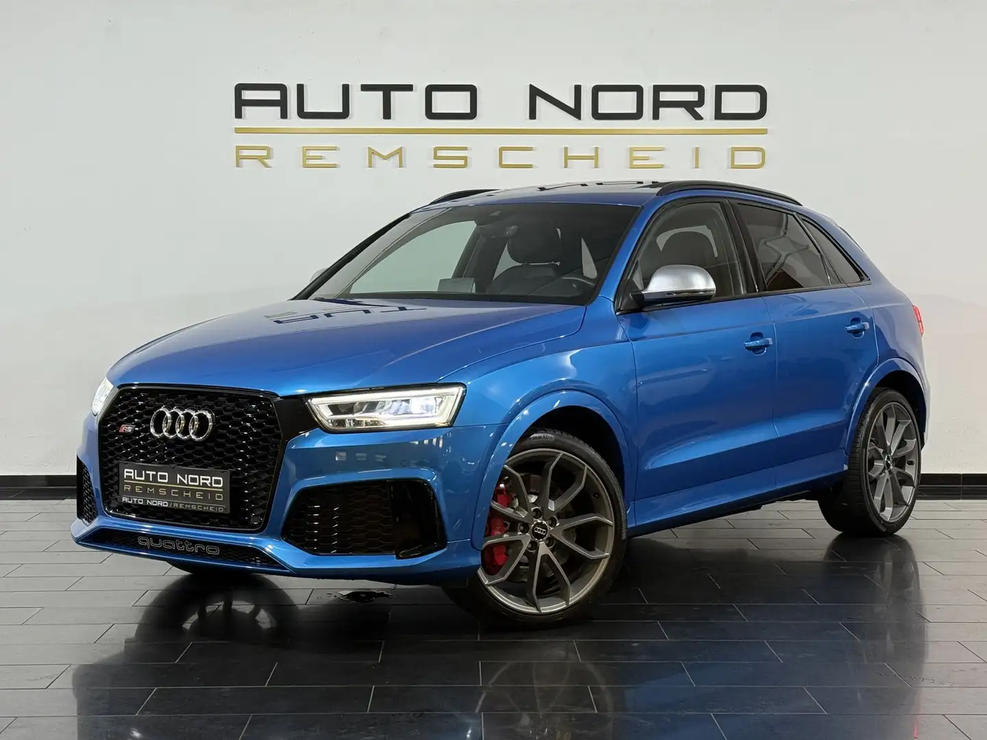 Audi RS Q3 2.5 TFSI q. performance *Pano*Bose*Kamera* Blau - 1