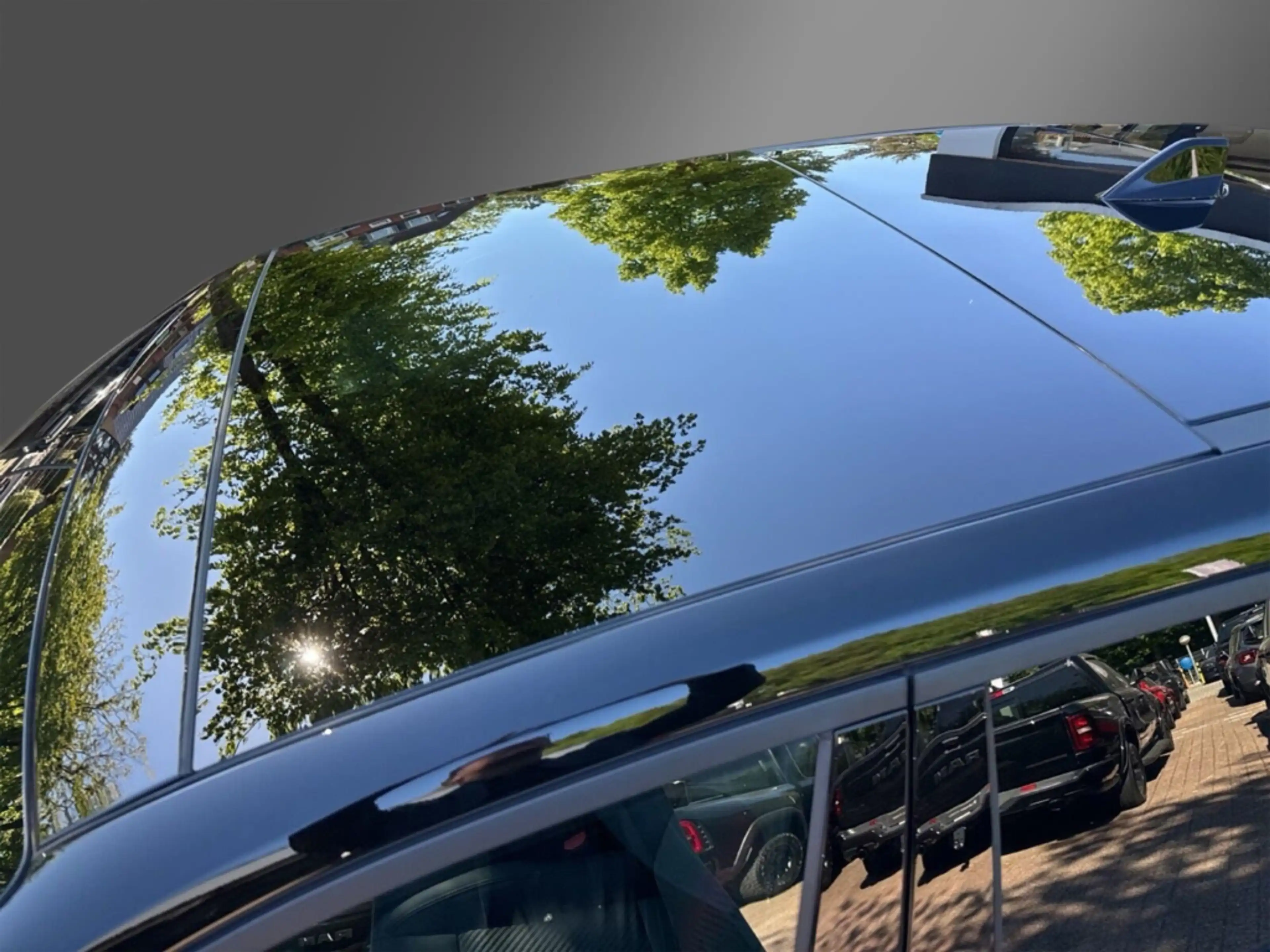 Alfa Romeo Junior Ibrida TI 1,2 VGT 107kW MY26-Panoramadach — photo 10