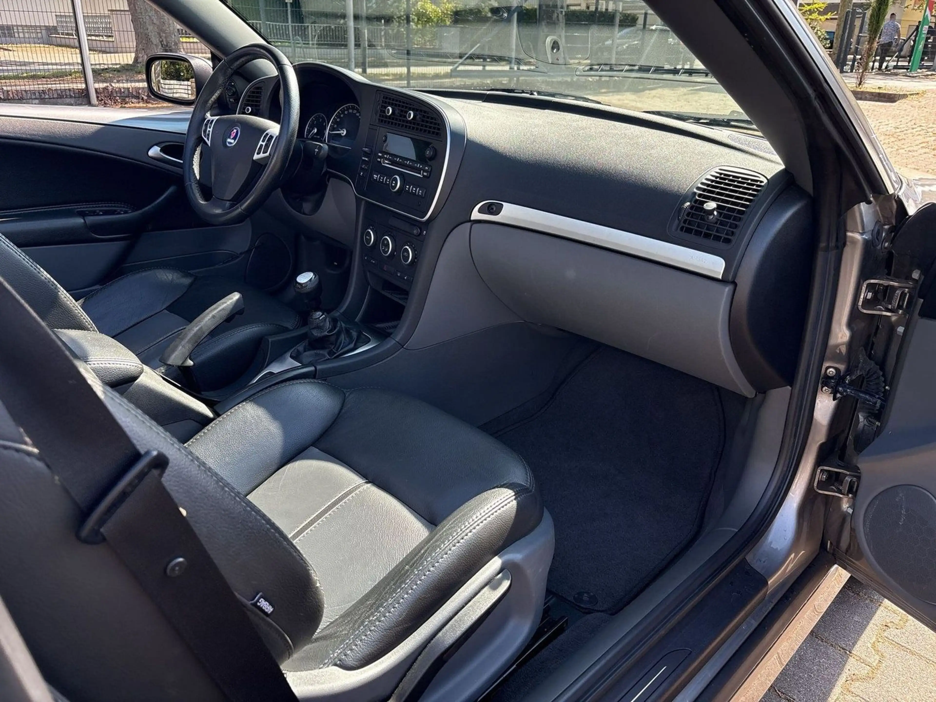 Saab 9-3 1.9 TiD Vector — photo 15