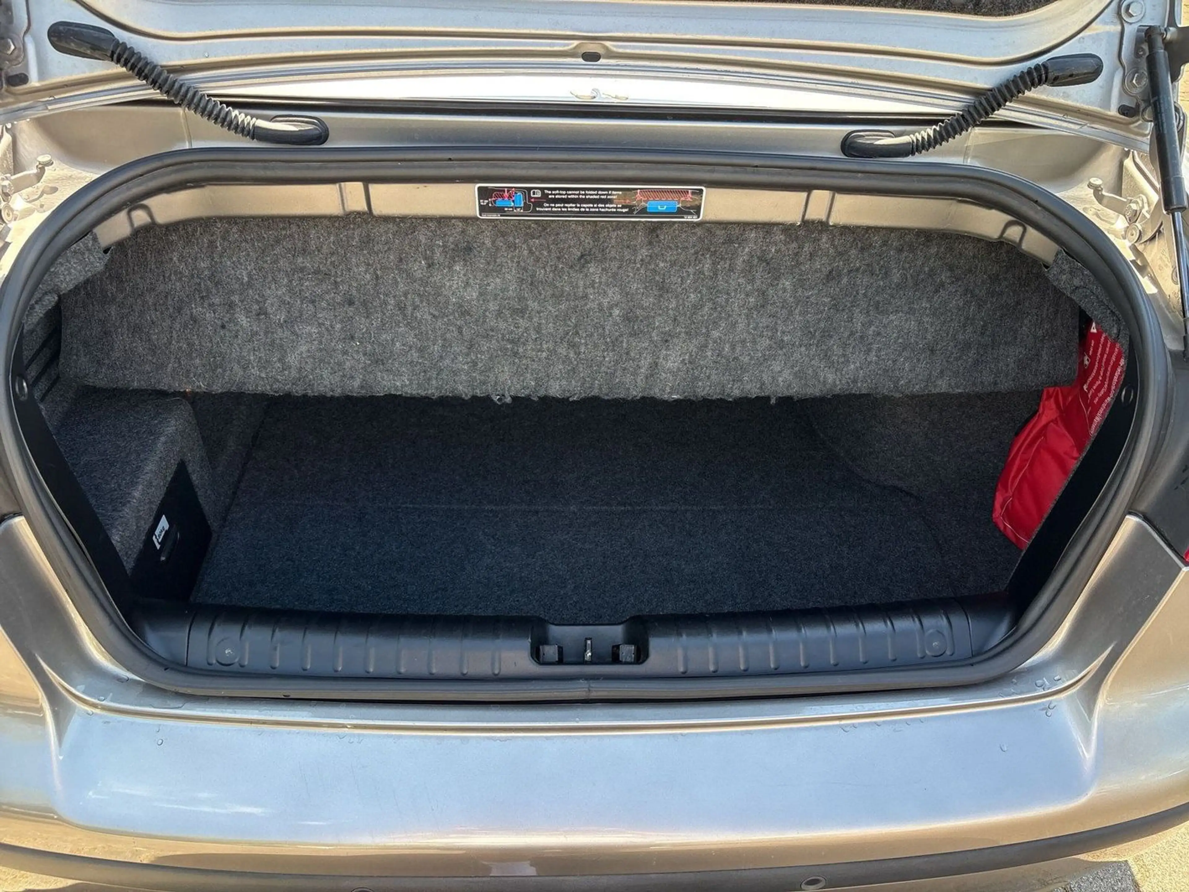 Saab 9-3 1.9 TiD Vector — photo 12