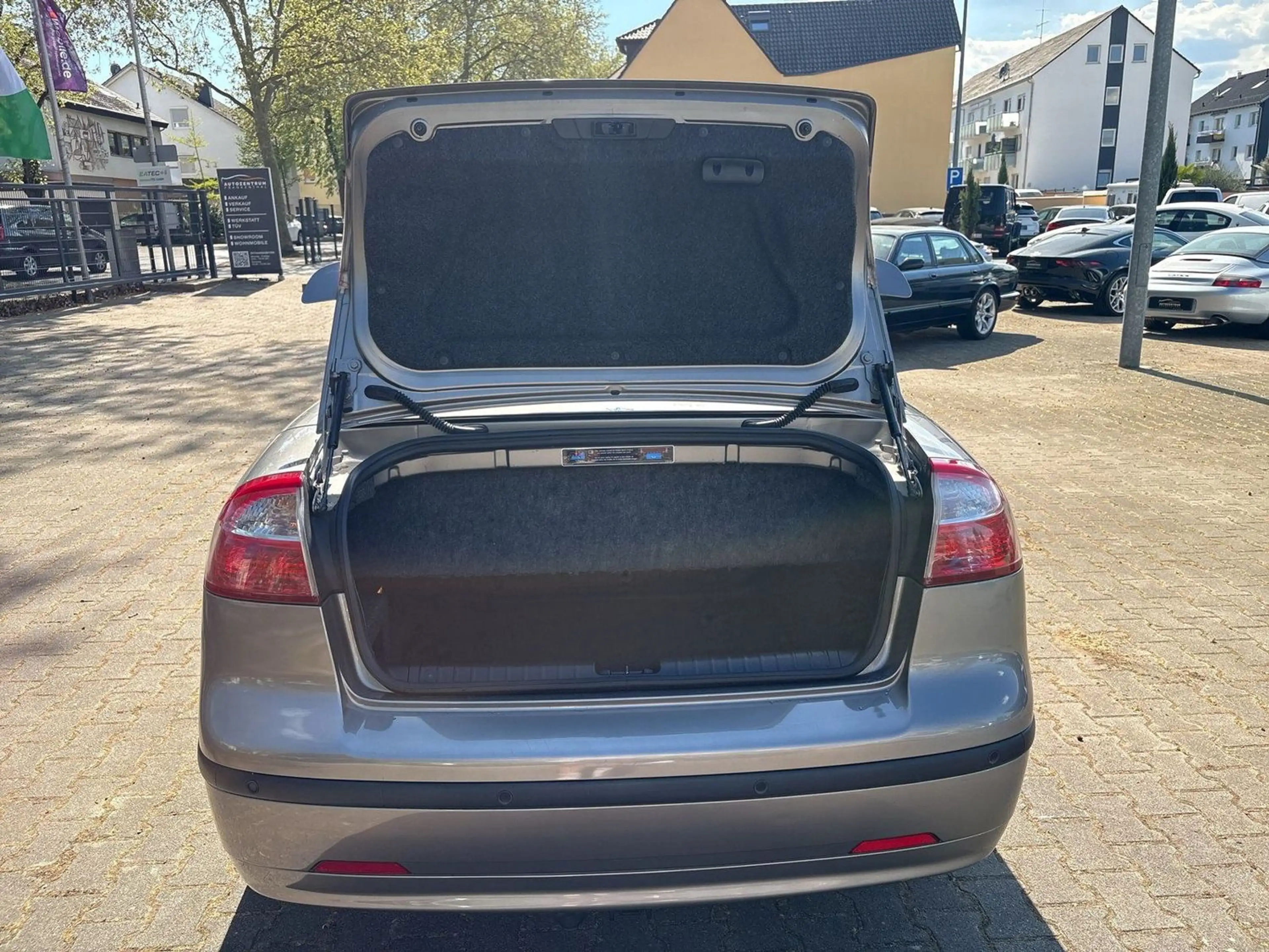 Saab 9-3 1.9 TiD Vector — photo 11