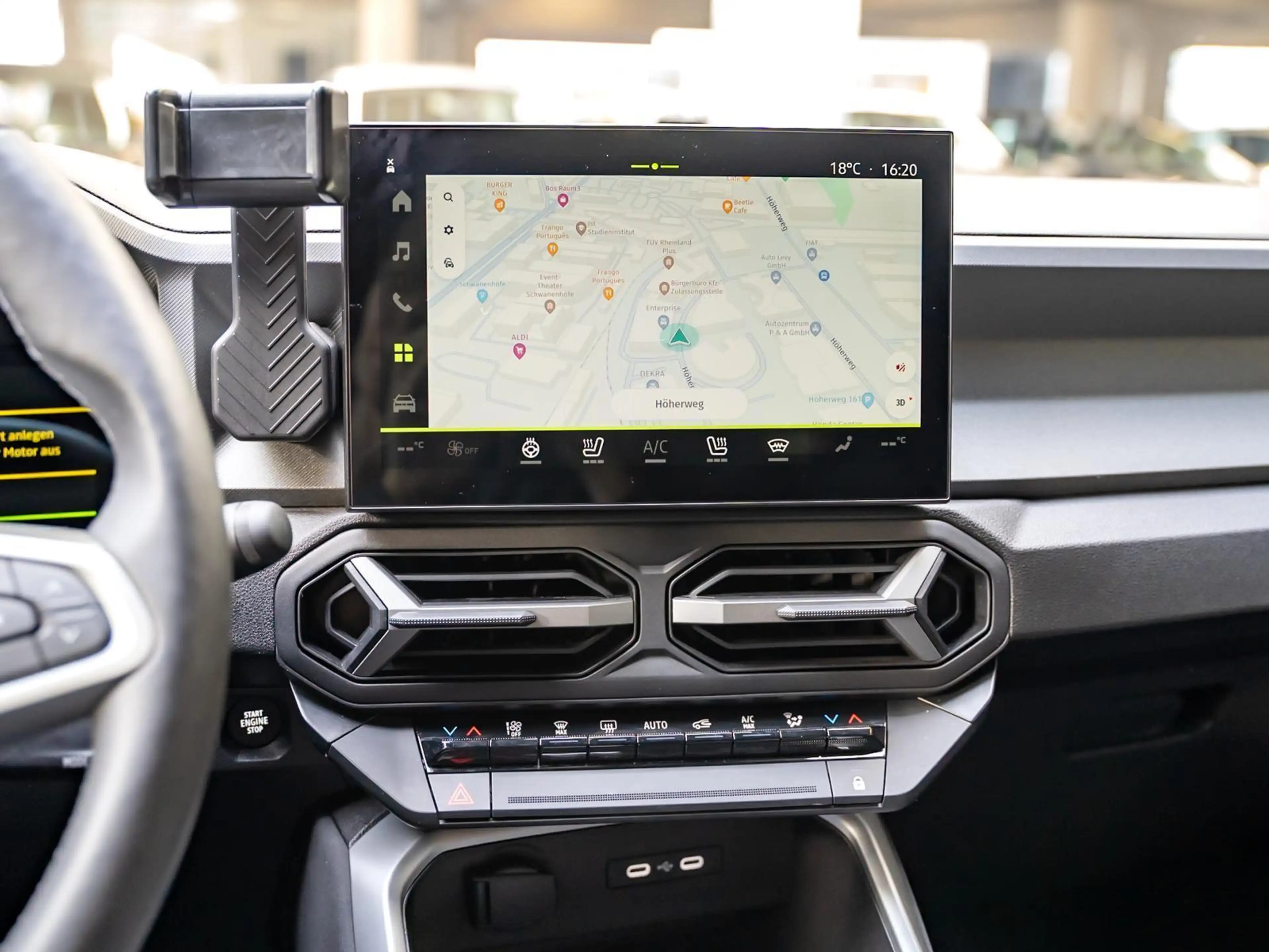 Dacia Bigster Journey HYBRID 155 NAVI PDC KLIMA BT ZV — photo 10