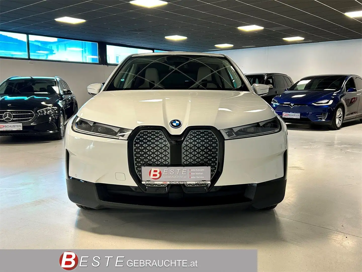 BMW iX xDrive50 105kWh *Laserlicht* Blanc - 2
