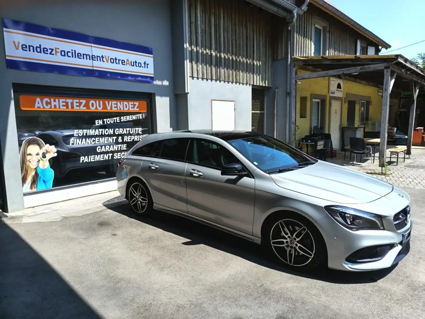 Mercedes-Benz CLA 220 CLASSE 220d Fascination, 1.5l, 177cv, boite auto Grijs - 1