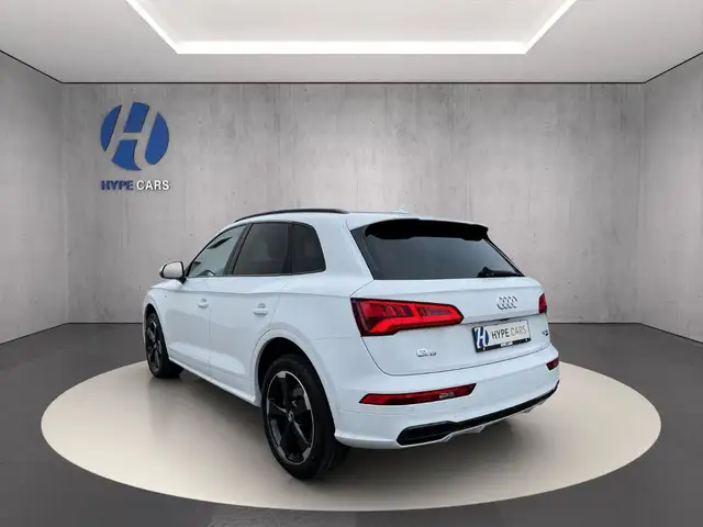 Audi Q5 view 5