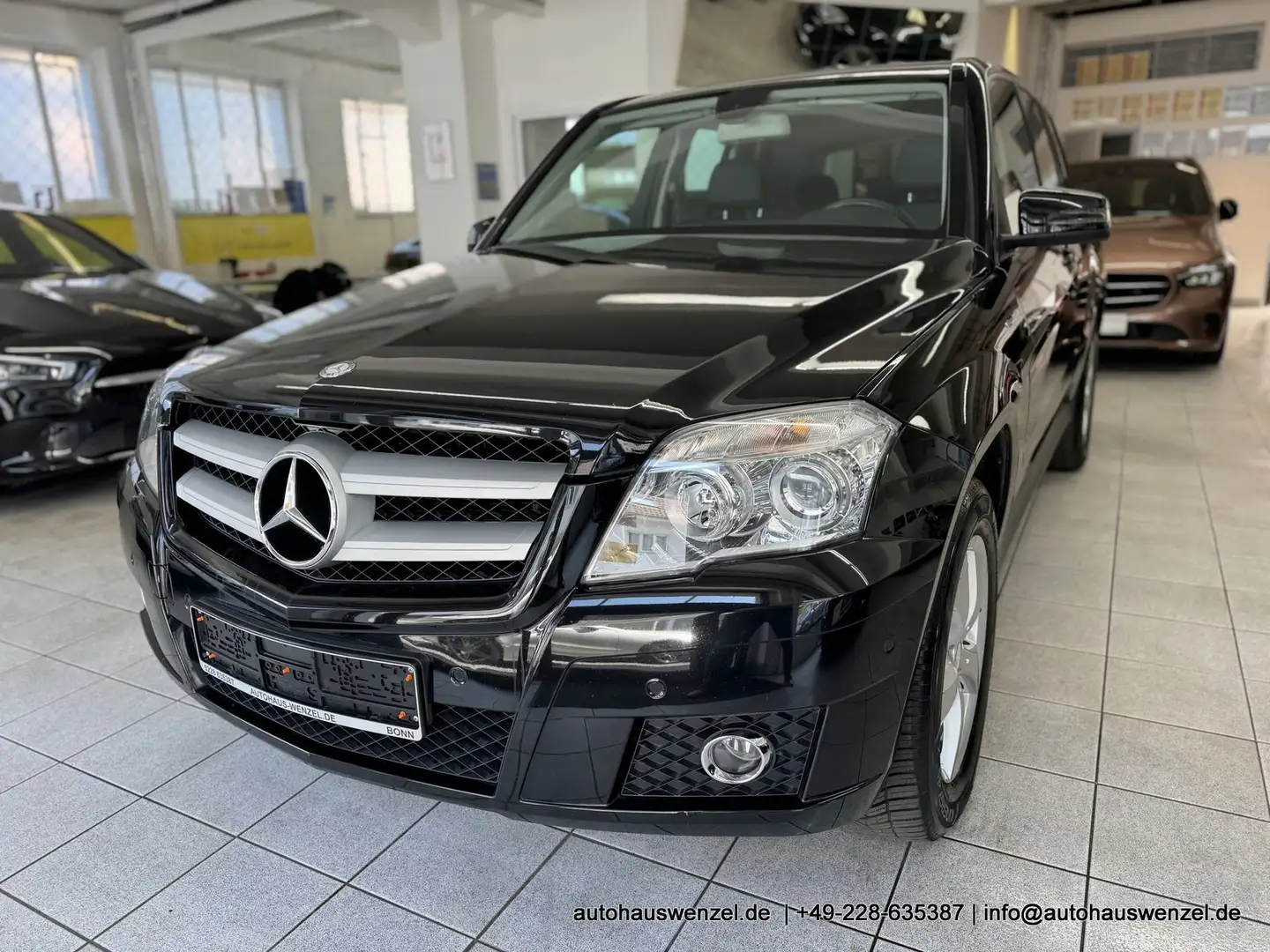 Mercedes-Benz GLK 220 CDI 4Matic Aut. NAVI MEMORY AHK PDC SITZHEIZUNG Negro - 2