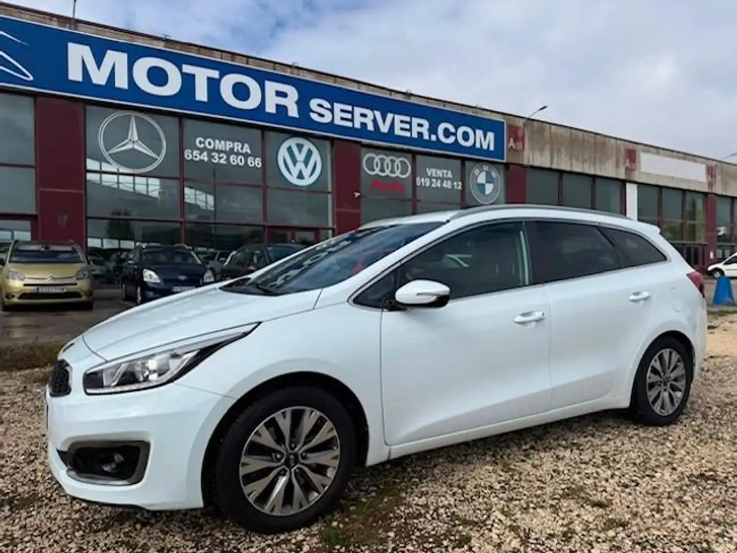 Kia Ceed SW / cee'd SW 1.6 CRDi VGT Drive 100 kW Blanco - 1