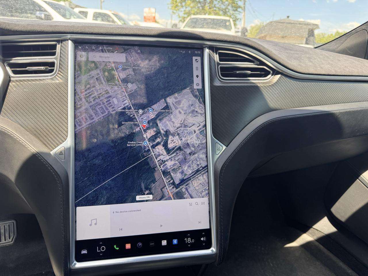 2015 Tesla Model S 85D thumb 10