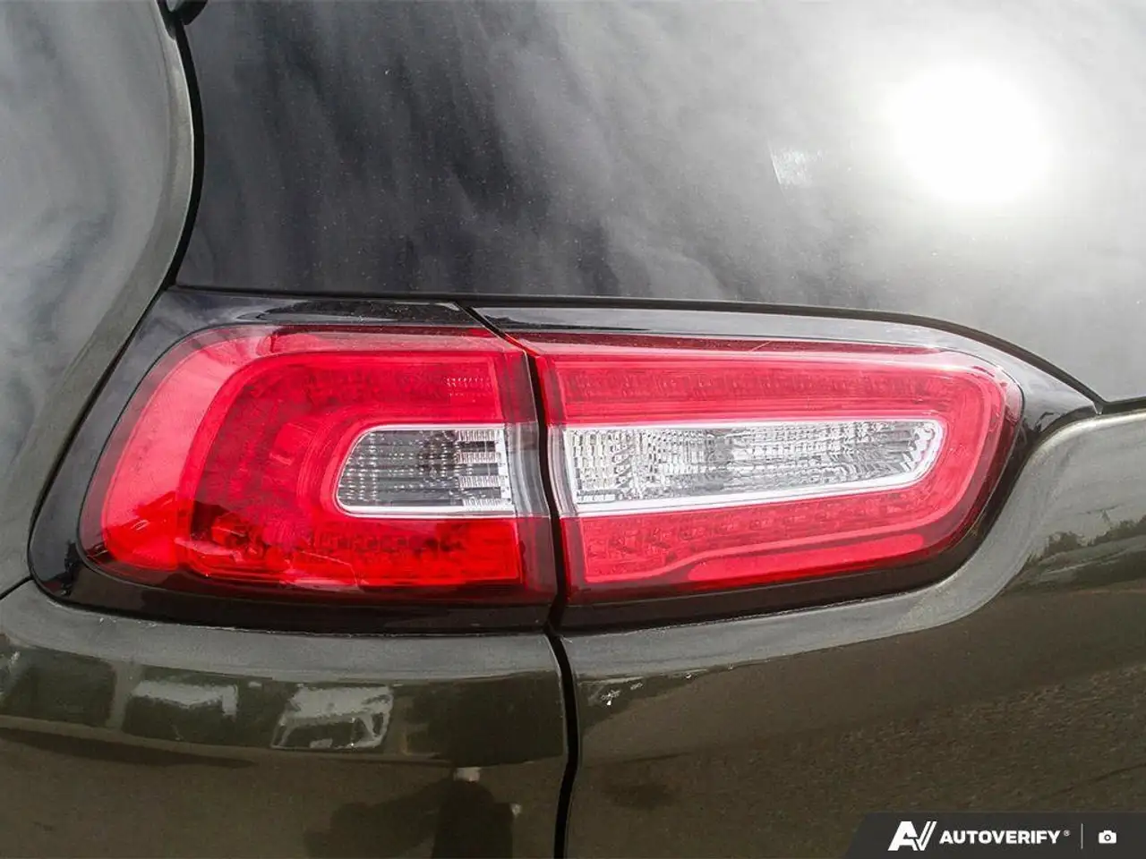 Jeep Cherokee снимка Jeep Cherokee