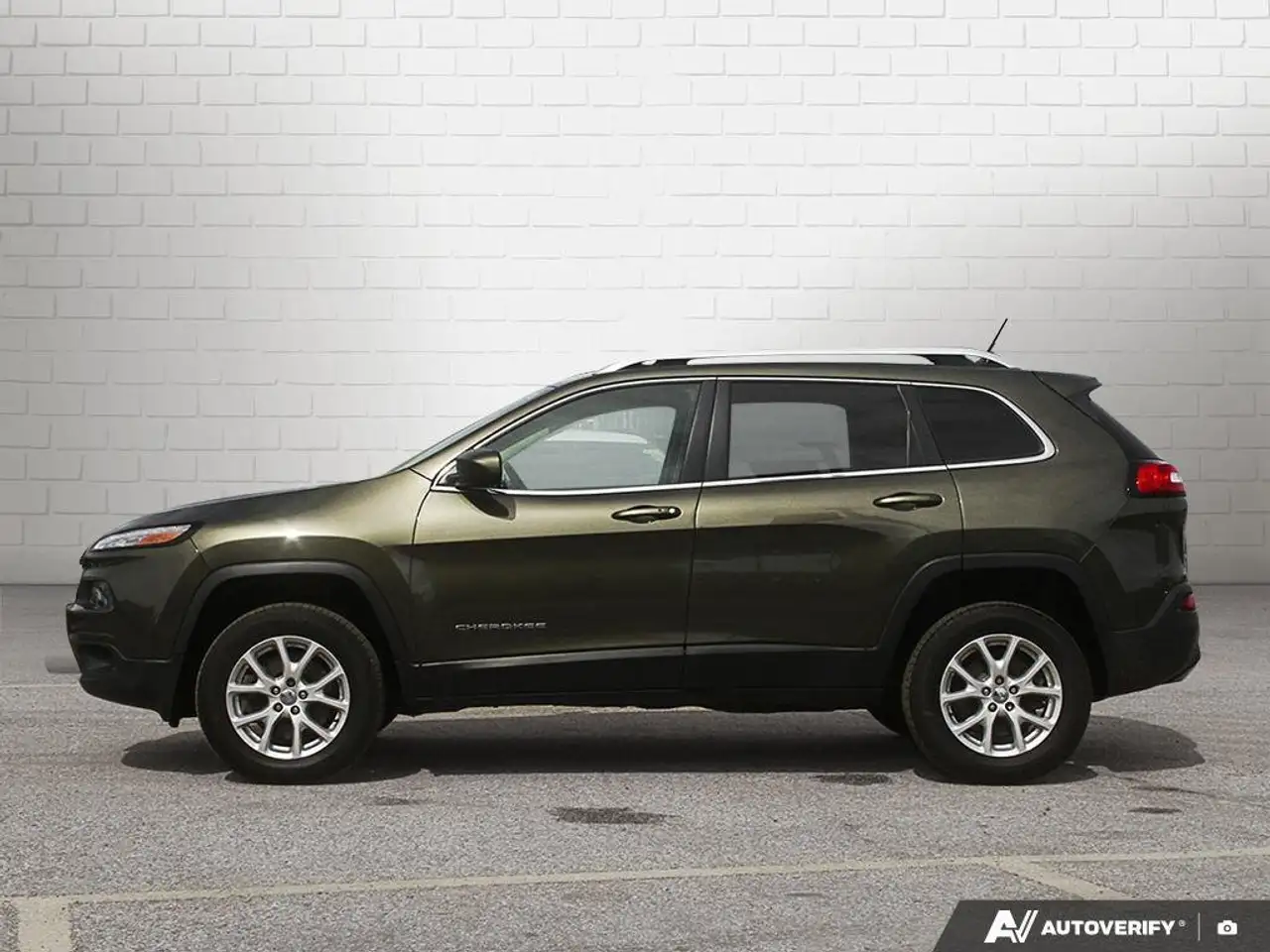 Jeep Cherokee снимка Jeep Cherokee