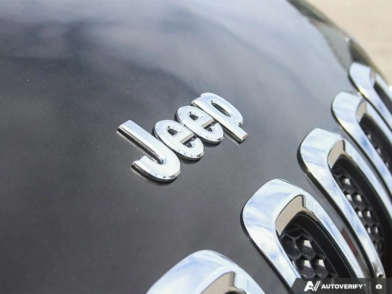 Jeep Cherokee снимка Jeep Cherokee