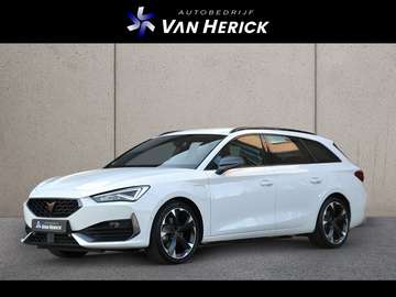 Sportstourer 1.4 e-Hybrid Business | Navigatie | A