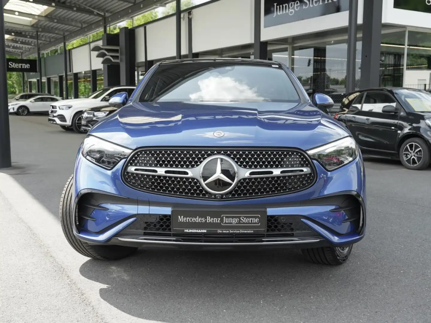 Mercedes-Benz GLC 400 e 4M Coupé AMG Distronic Panorama Memory Modrá - 2