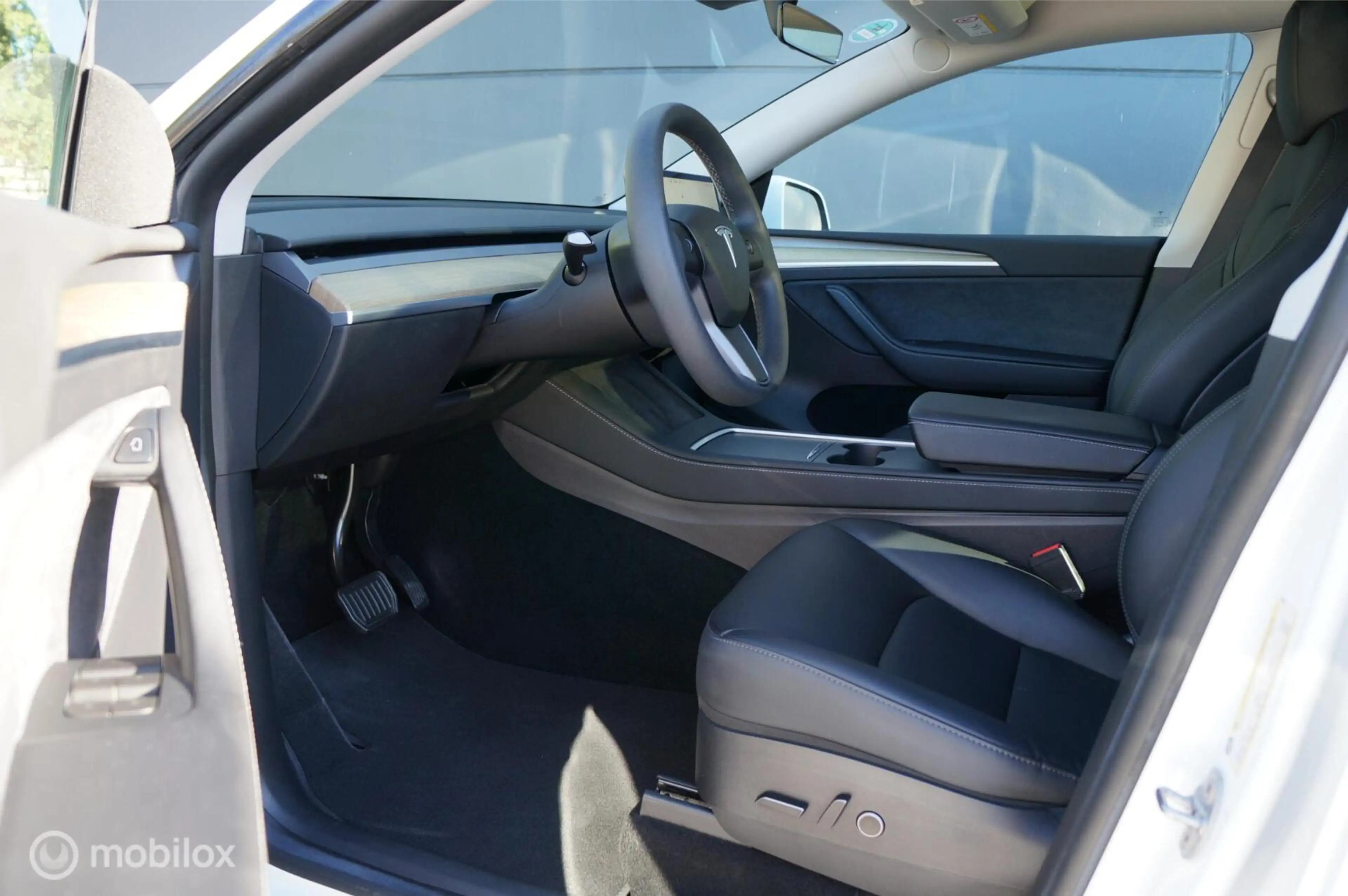 Tesla Model Y RWD 58 kWh Premium Leather FSD Pano Trekhaak ! — photo 8