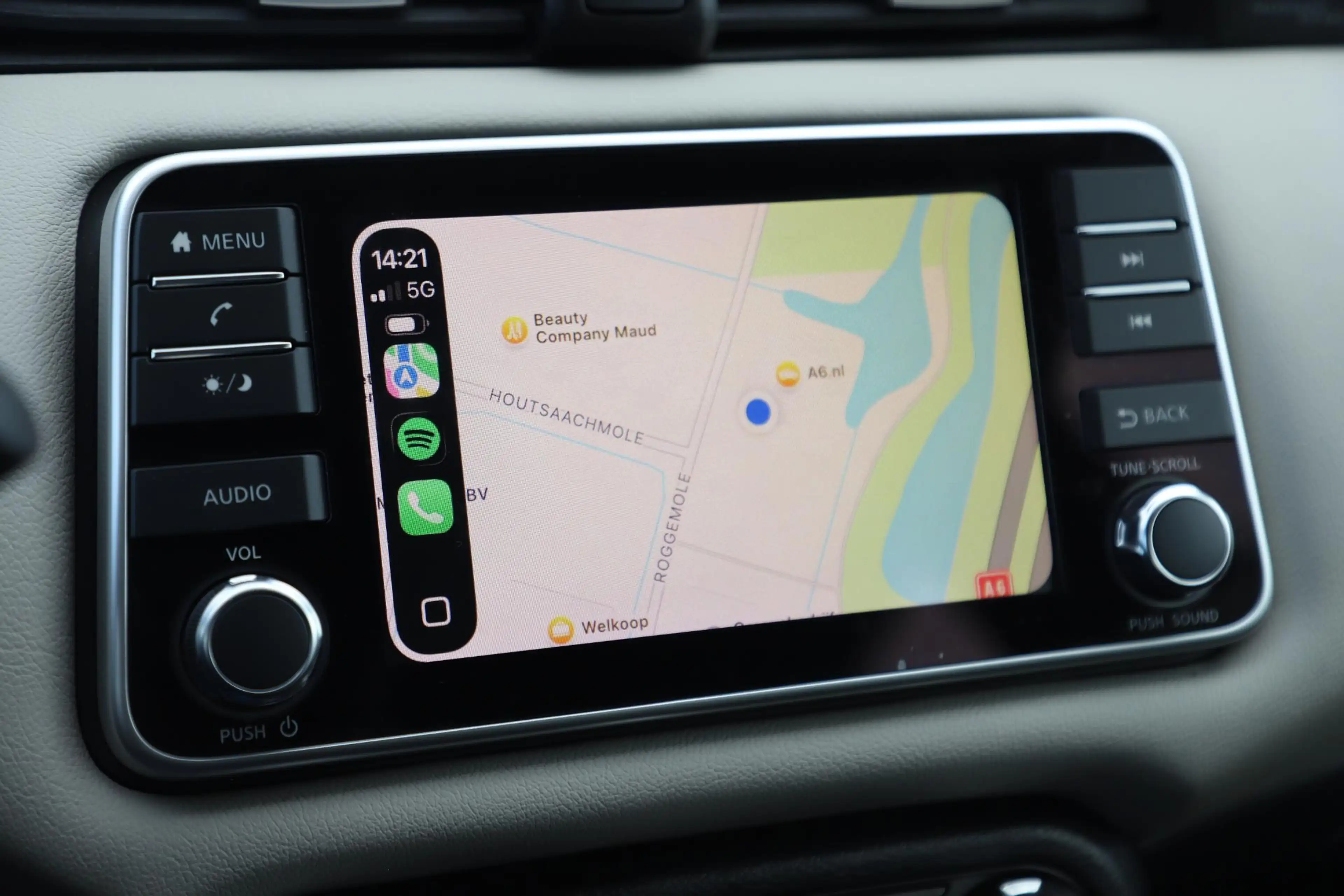 Nissan Micra 1.0 IG-T Acenta Carplay Android Navigatie Airco Cr — photo 14