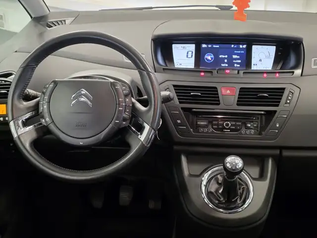 Citroen C4 Picasso view 15