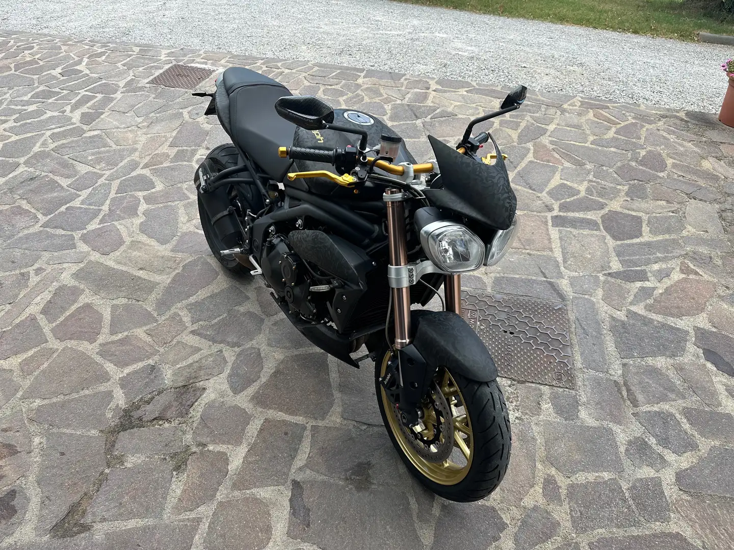 Triumph Speed Triple 1050 Nero - 1