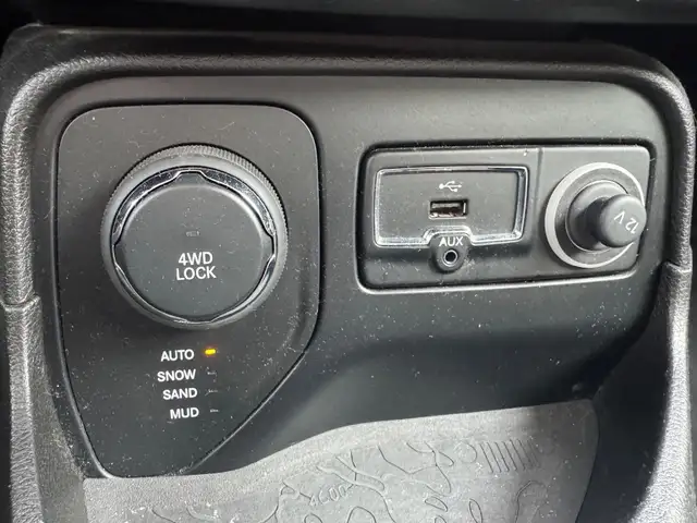 Jeep Renegade view 14