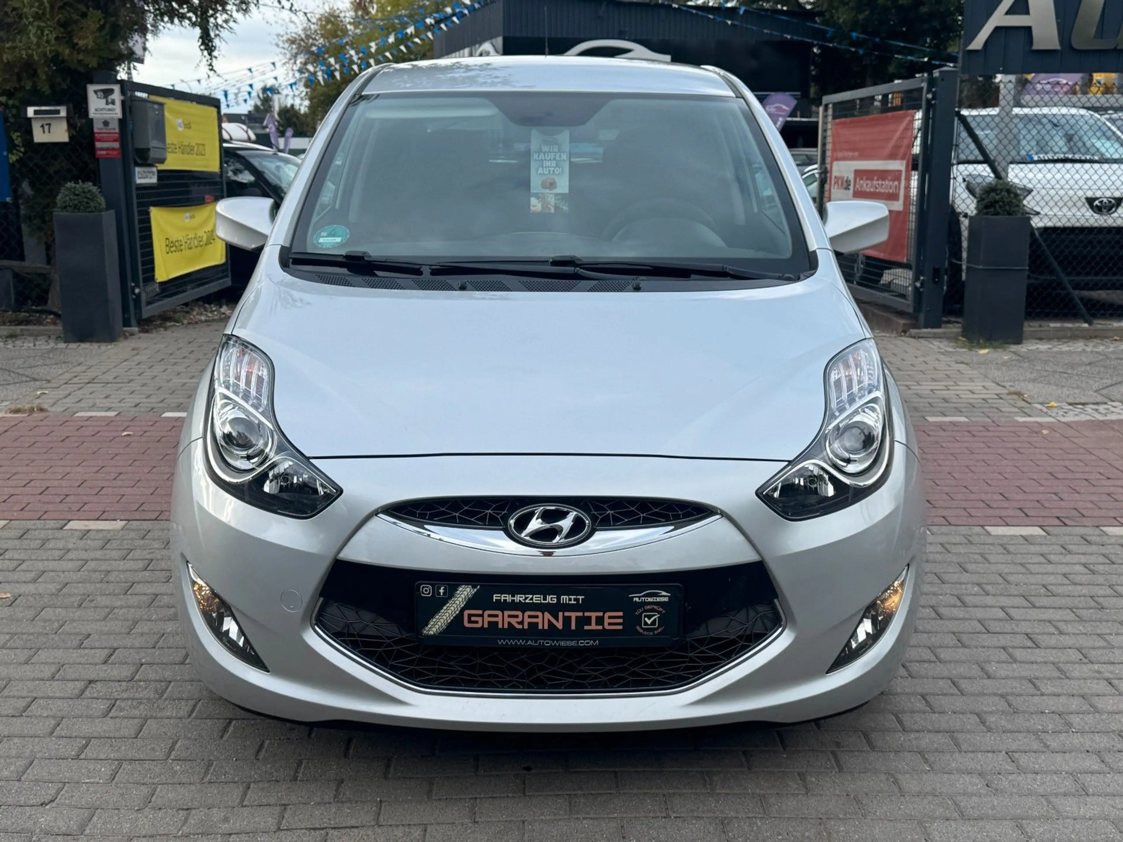 Hyundai iX20 Comfort*Aut*Klima*PDC*Allwetter*TÜV NEU* — photo 2