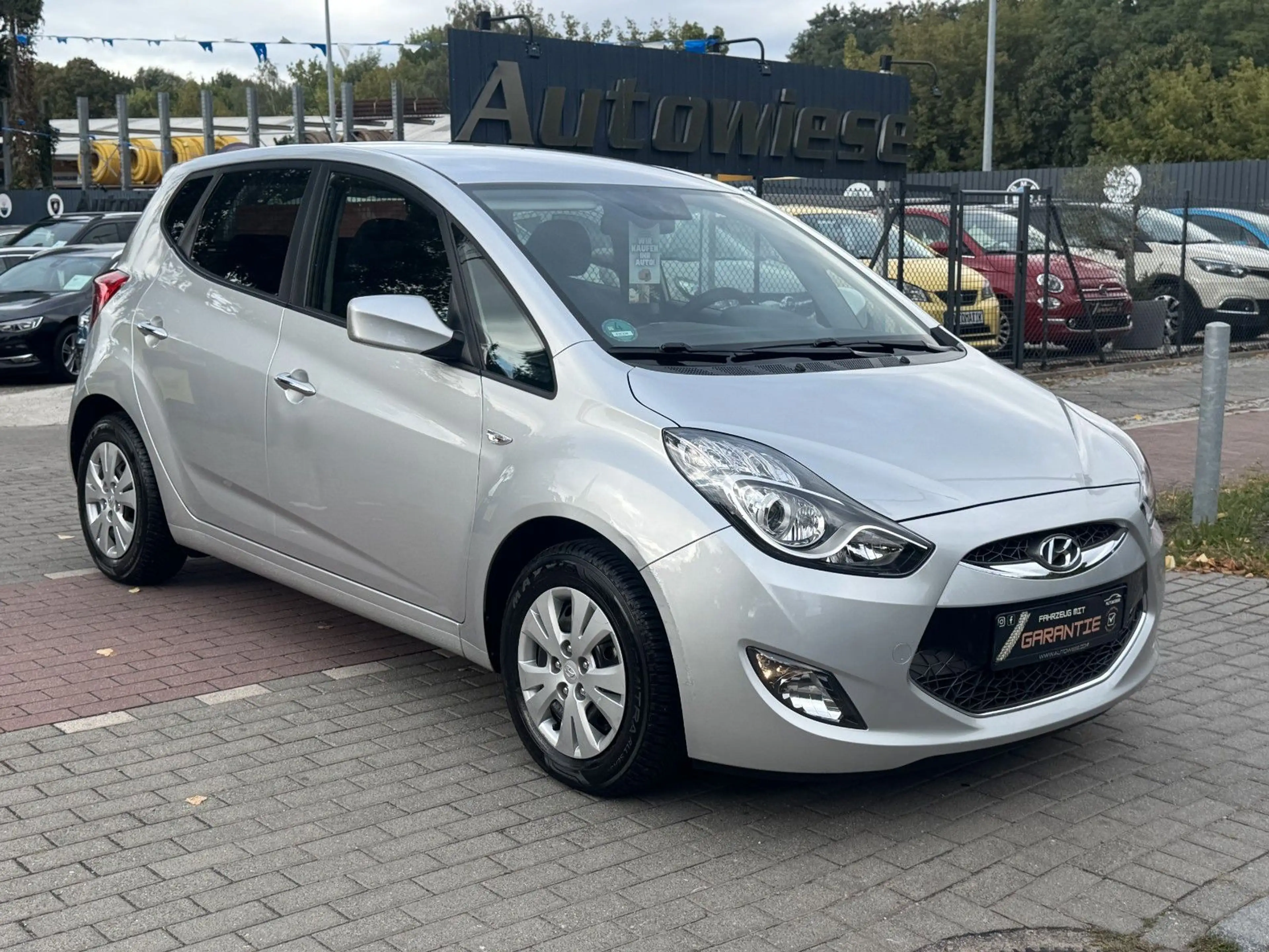 Hyundai iX20 Comfort*Aut*Klima*PDC*Allwetter*TÜV NEU* — photo 3