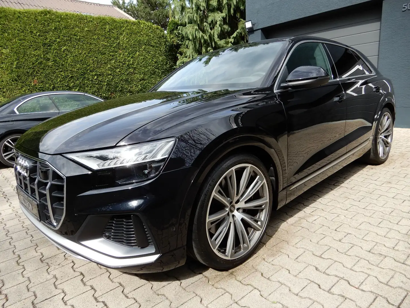Audi SQ8 ROUTE 1.HAND UNFALLFREI 23ZOLL LASER Schwarz - 2