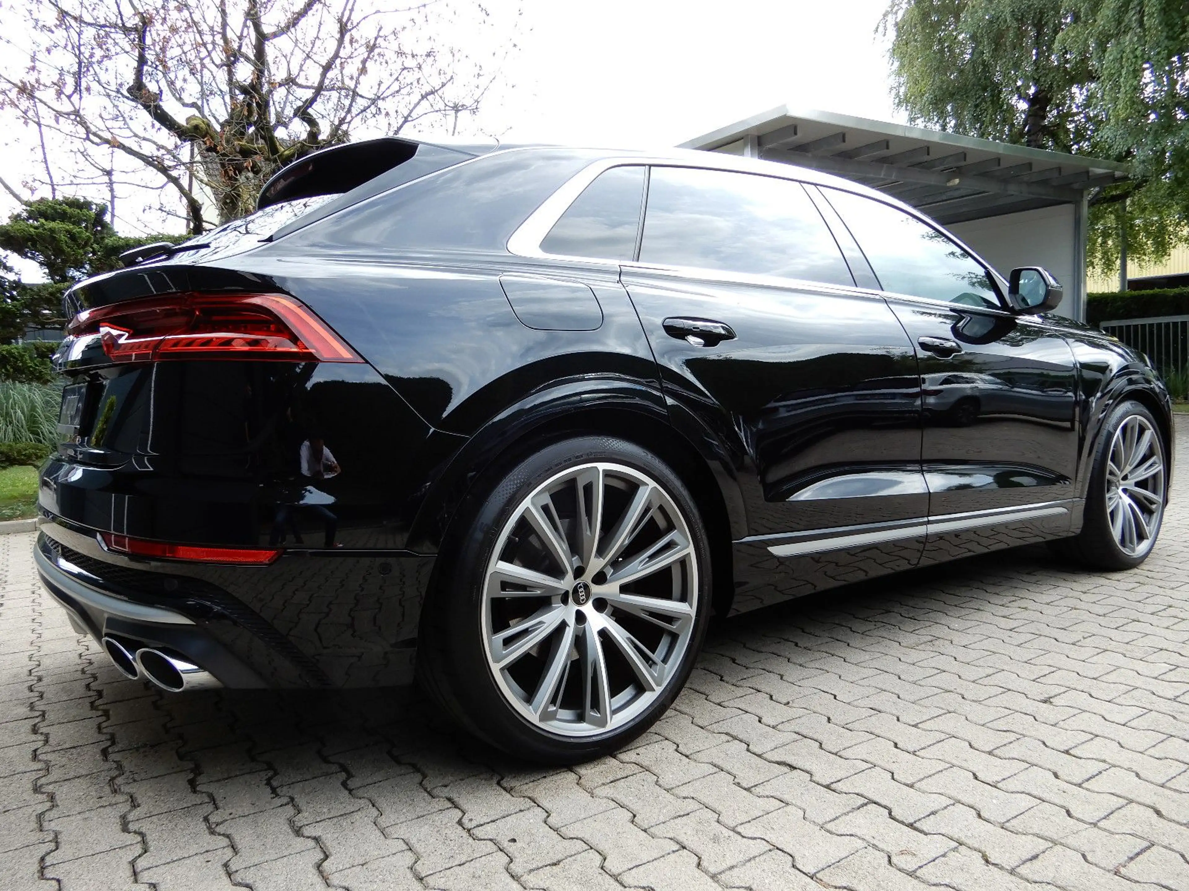 Audi SQ8 ROUTE 1.HAND UNFALLFREI 23ZOLL LASER — photo 8