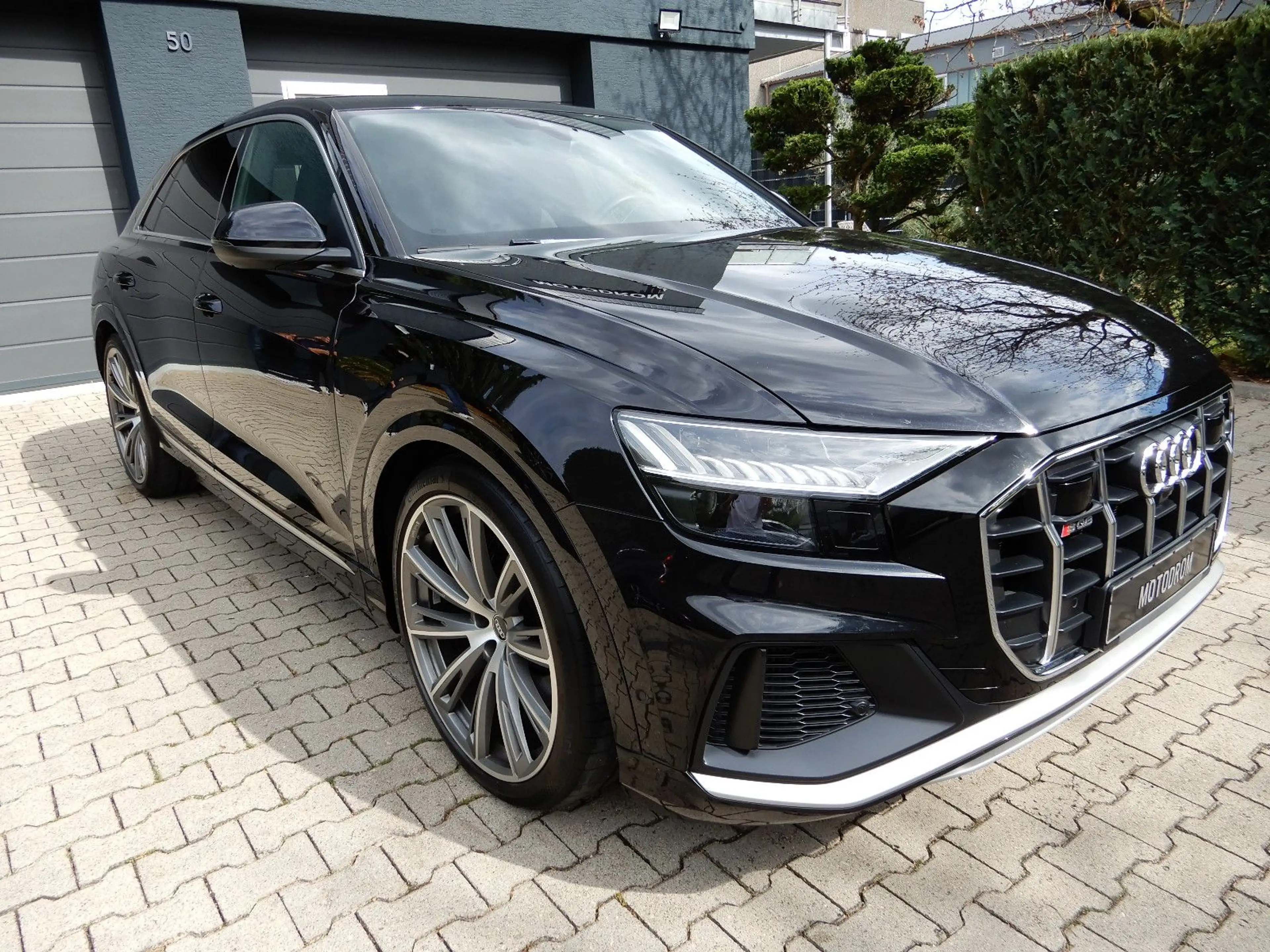 Audi SQ8 ROUTE 1.HAND UNFALLFREI 23ZOLL LASER — photo 4