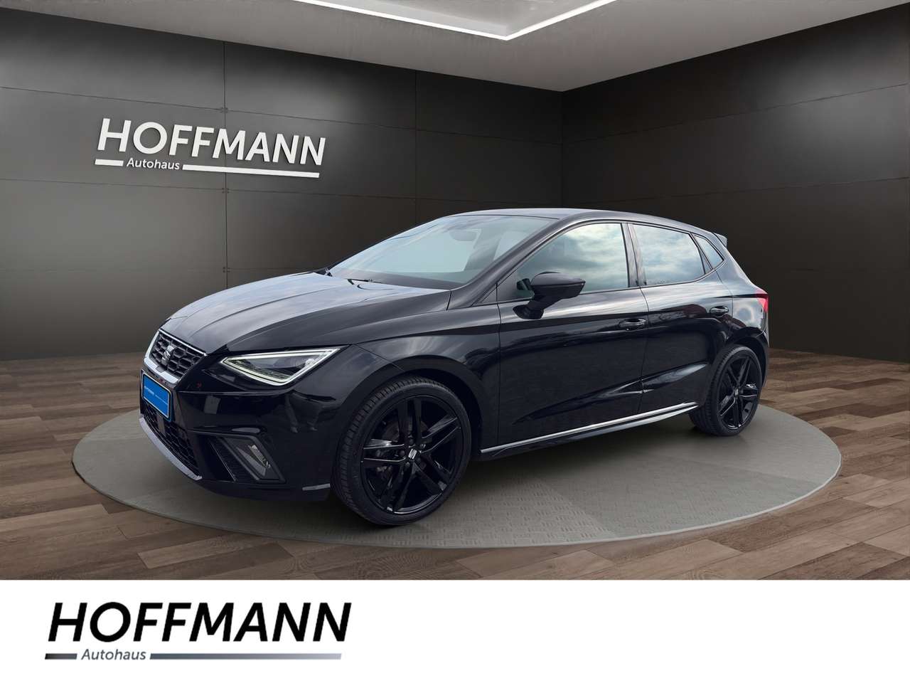 Seat Ibiza 2025 — 1.0 TSI DSG FR Black Edition LED+CAM+Navi