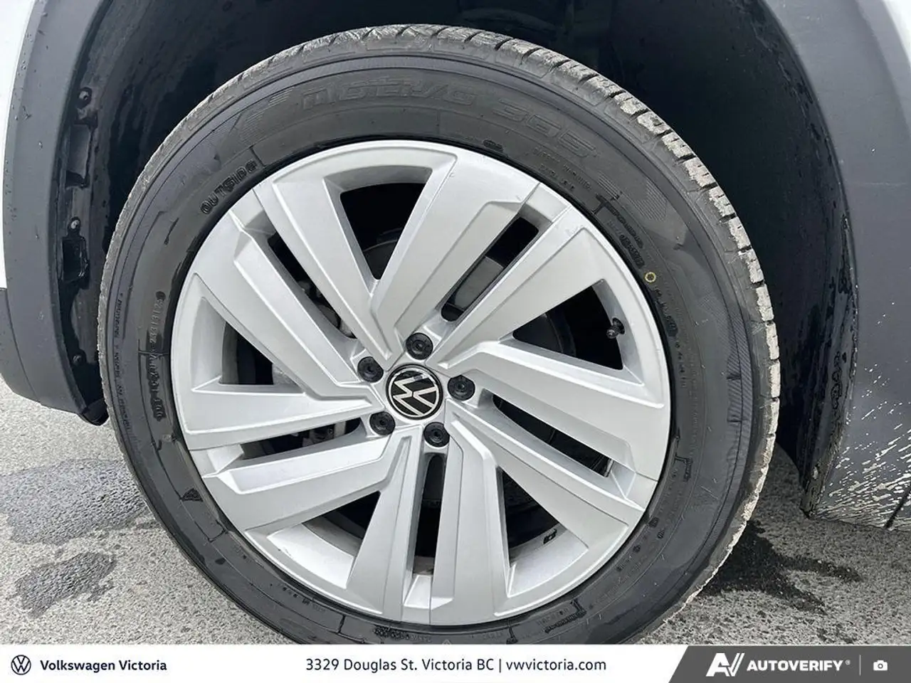 Volkswagen Atlas photo Volkswagen Atlas