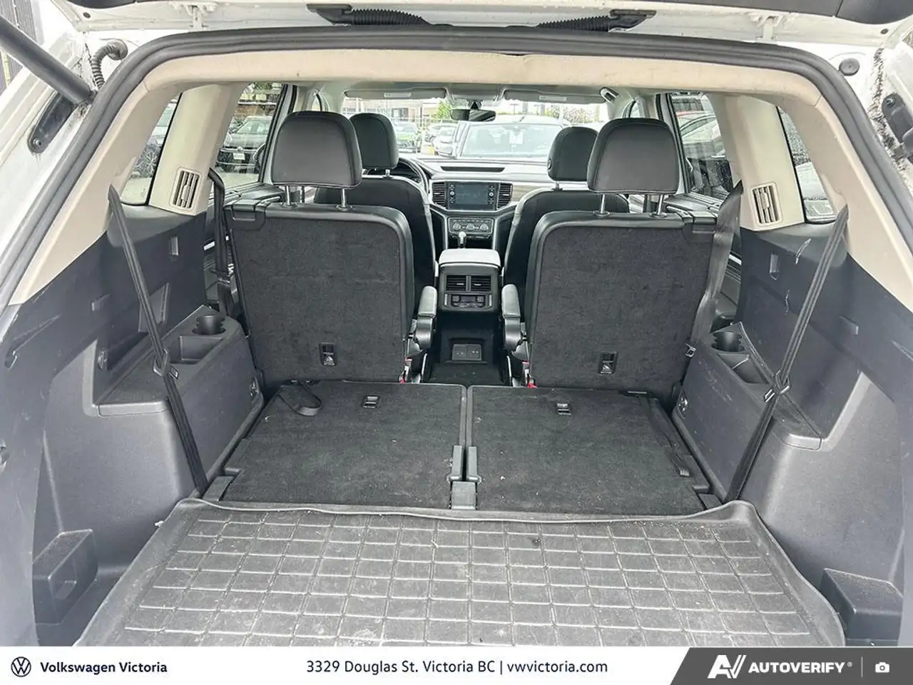 Volkswagen Atlas photo Volkswagen Atlas