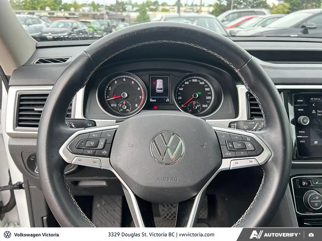 Volkswagen Atlas photo Volkswagen Atlas