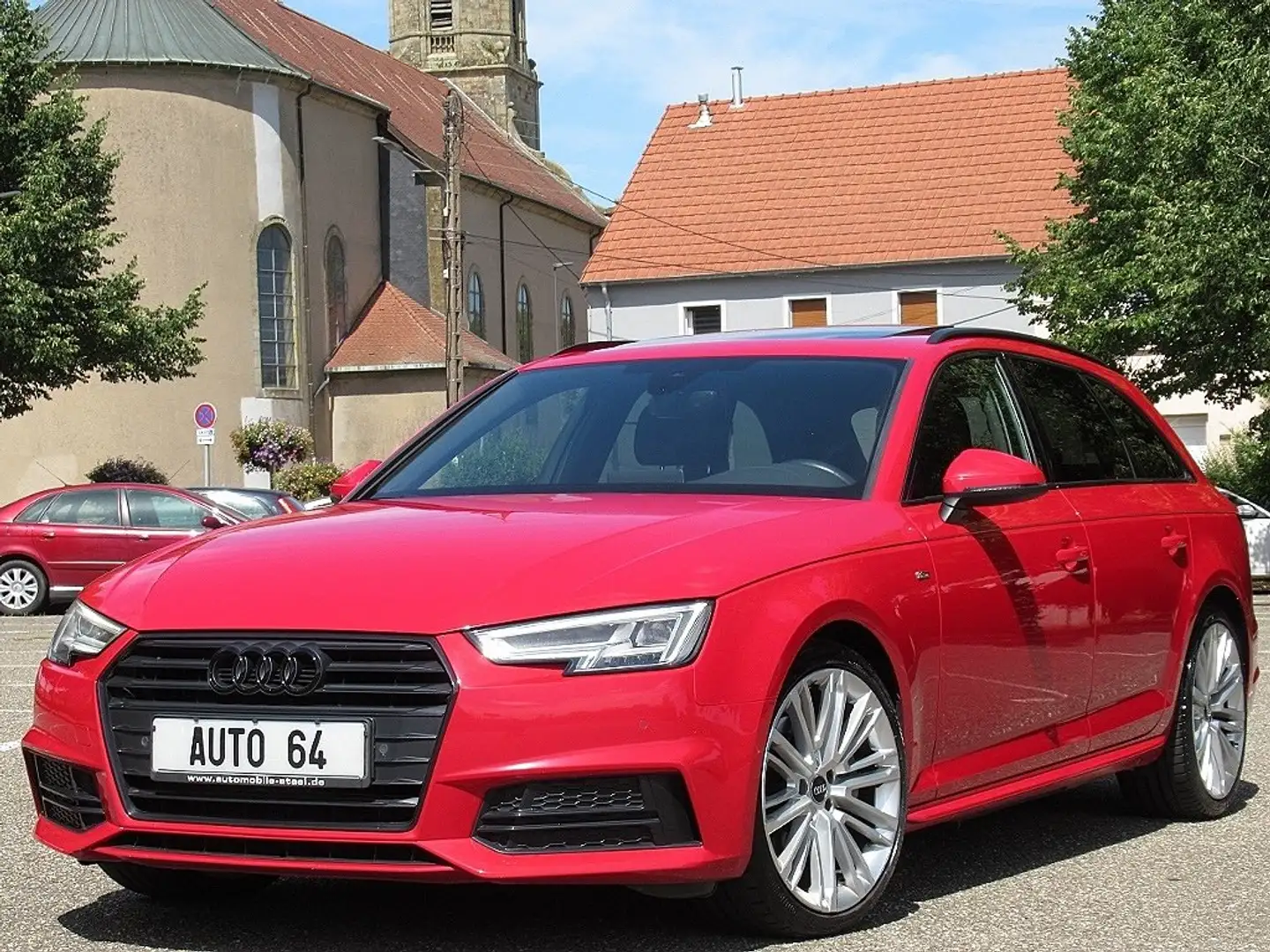 Audi A4 Avant 2.0 TDI 190CV BVA7 S-LINE 90000KM Rouge - 1