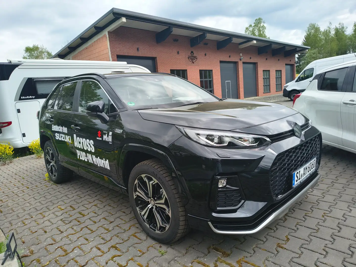 Suzuki Across 2.5 Plug-In Hybrid Comfort+ E-Four Noir - 2