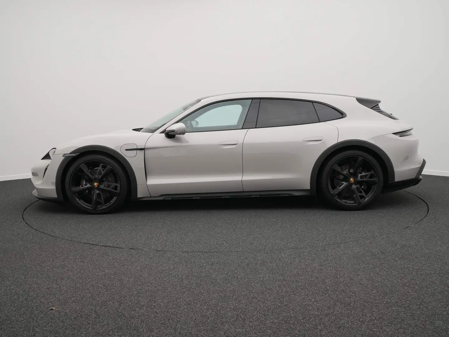 Porsche Taycan 4 Cross Turismo Šedá - 2