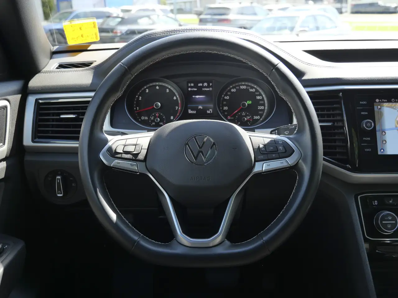 Volkswagen Atlas снимка Volkswagen Atlas