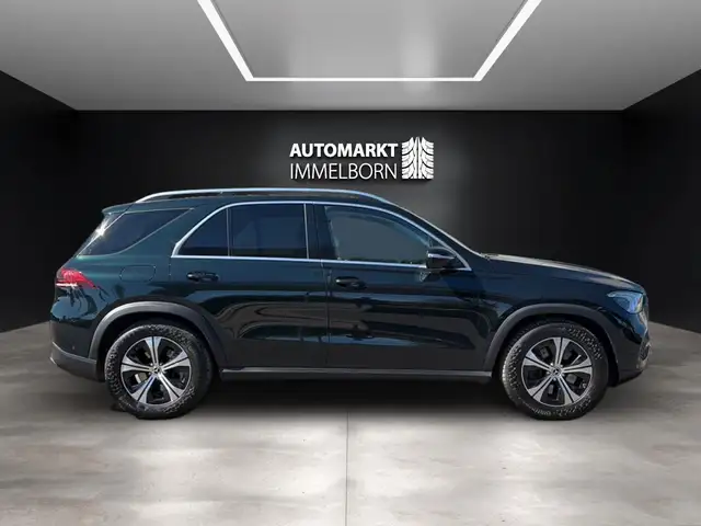 Mercedes-Benz Gle view 11