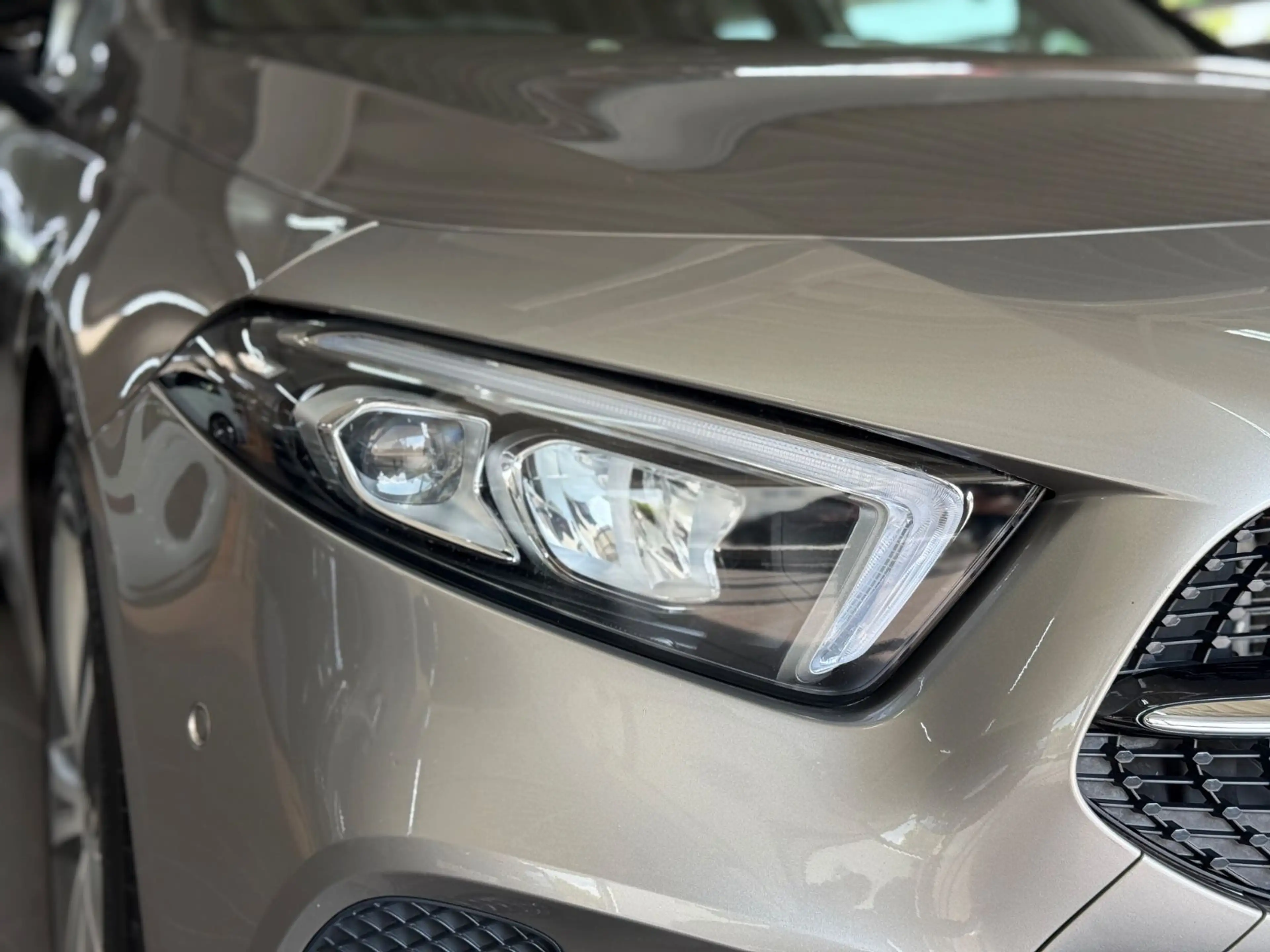Mercedes-Benz A 200 Limousine Progressive Pano+LED+PARK+19Zoll — photo 11