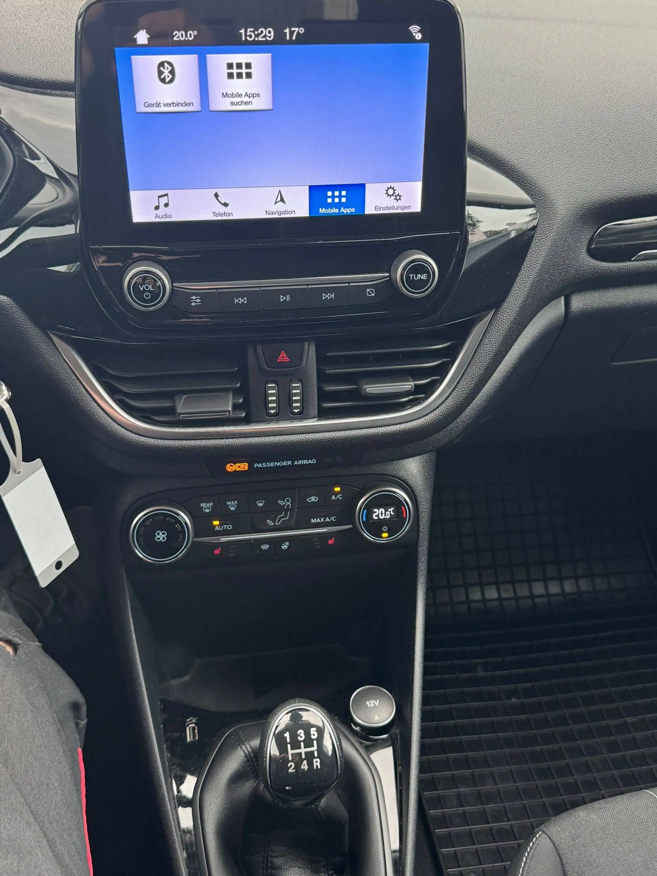 Ford Fiesta Cool — photo 11