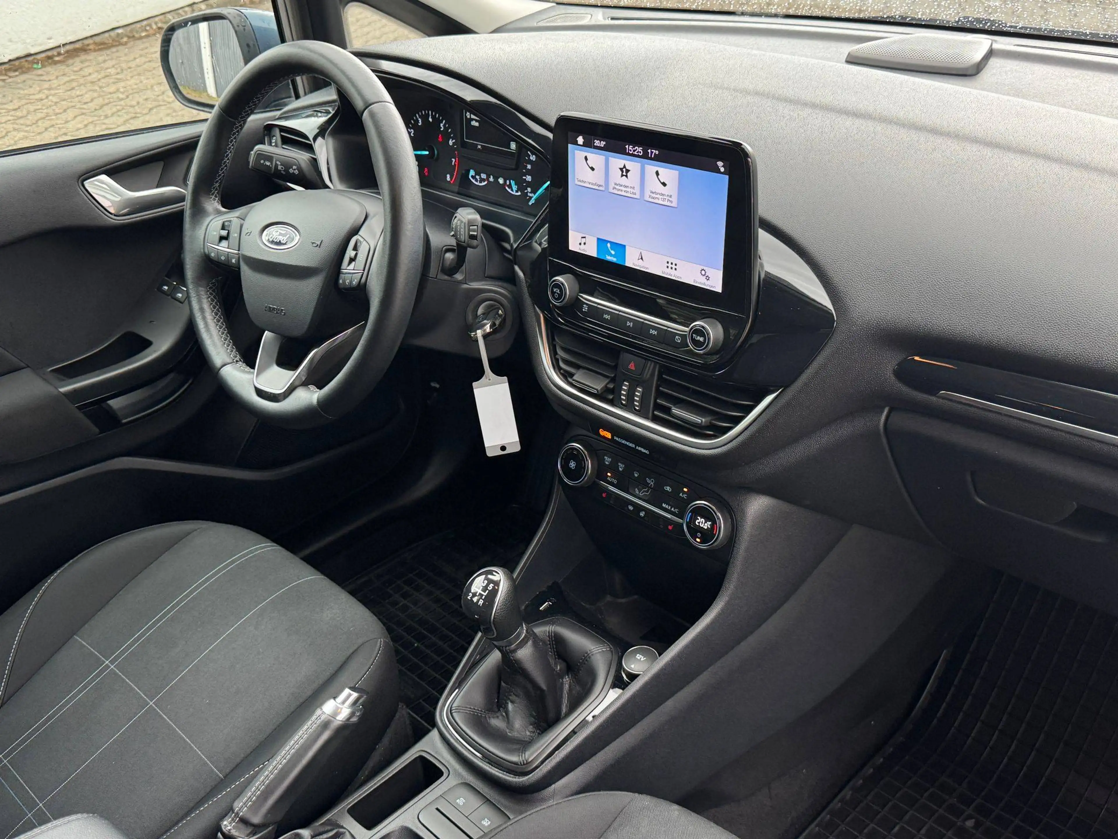 Ford Fiesta Cool — photo 13
