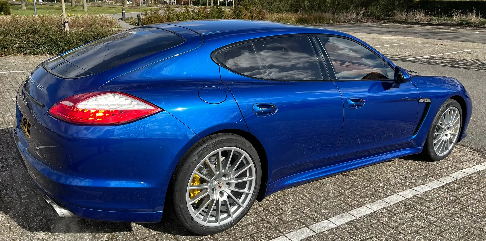 Porsche Panamera Panamera 4.8 Turbo Blauw - 1
